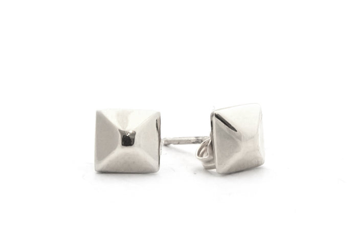 Capri Stud Earrings 18W
