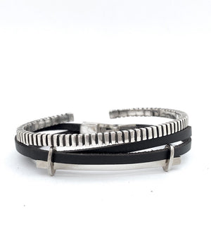 Hermes Clic Clac H Bracelet For Sale at 1stDibs  hermes bracelet stack,  hermes clic h bracelet stack, designer bracelet