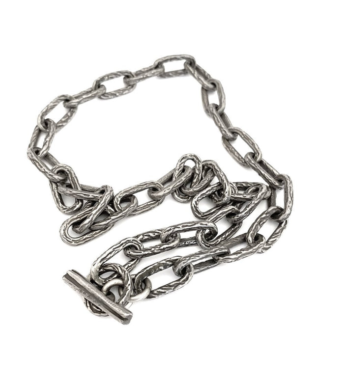 Hyatt pendant