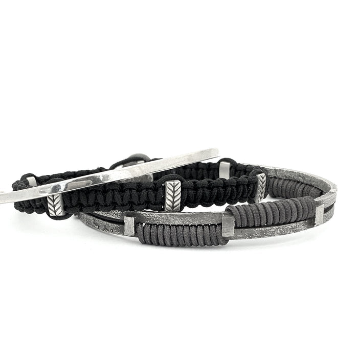 Timo bracelet stack